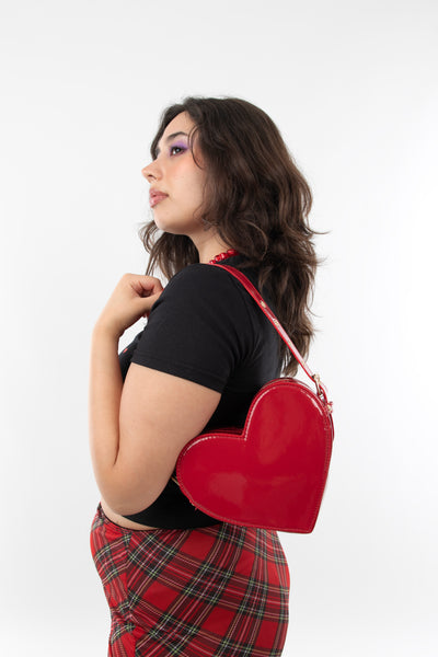 CARTERA LONELY HEARTS ROJA